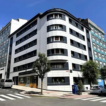Conide Clinica Los Vega&Hospital Monte Naranco Apartment *